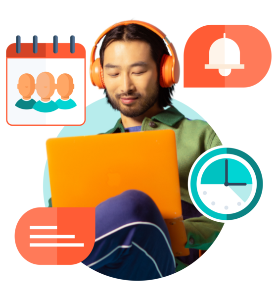 Mann nutzt die Funktionen des Meeting Schedulers von HubSpot